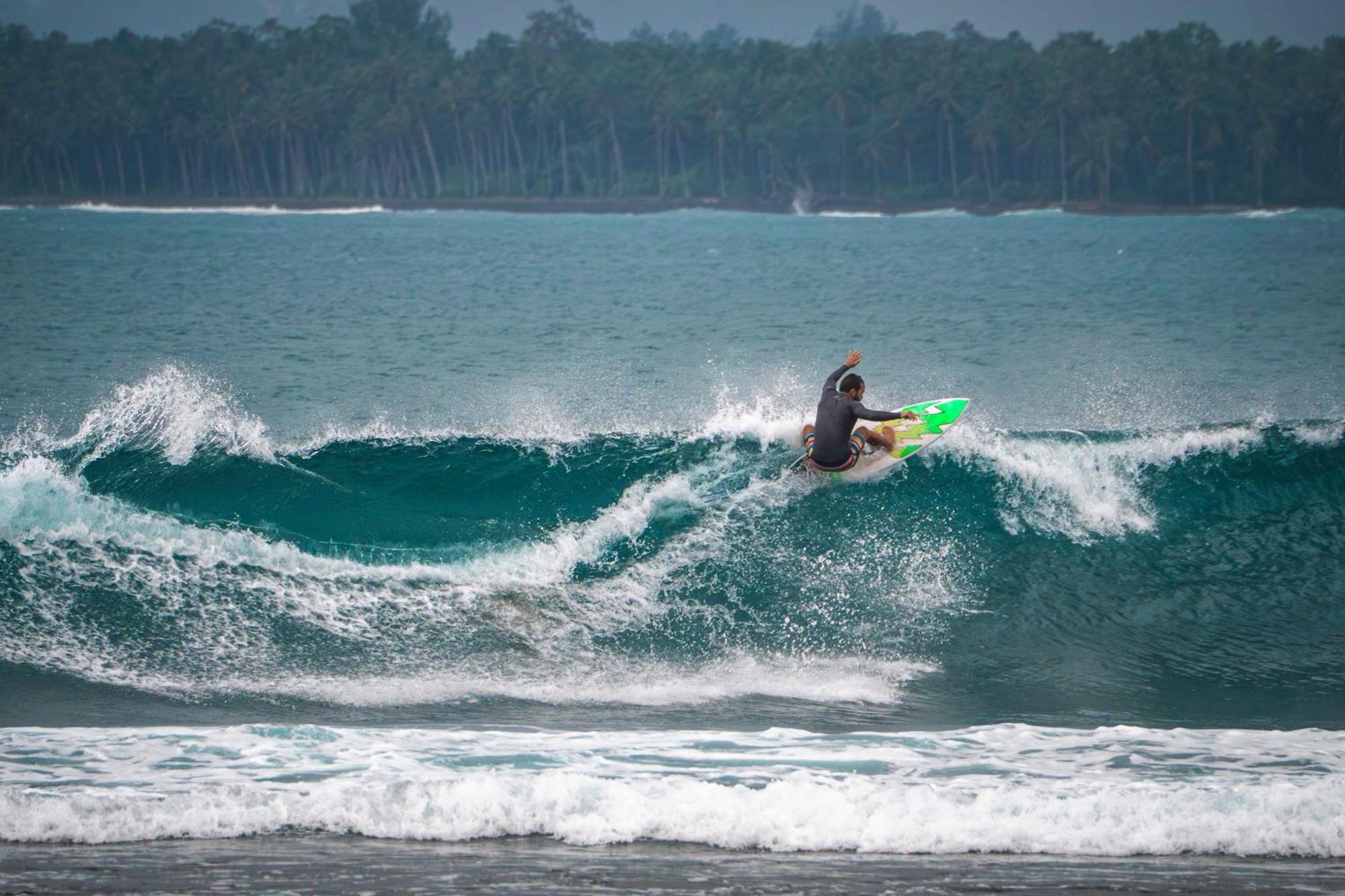 مبيت وإفطار Masokut Carve Bay Mentawai المظهر الخارجي الصورة